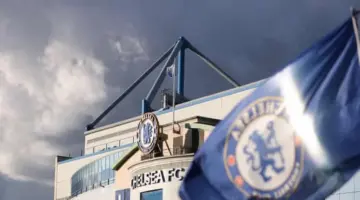 مقصلة في ستامفورد بريدج.. 90 يوماً لإنقاذ تشيلسي من السقوط الإداري